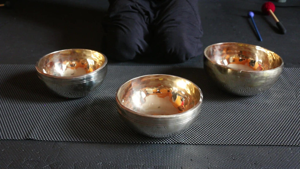 Set of singing bowls contemporary triad #21